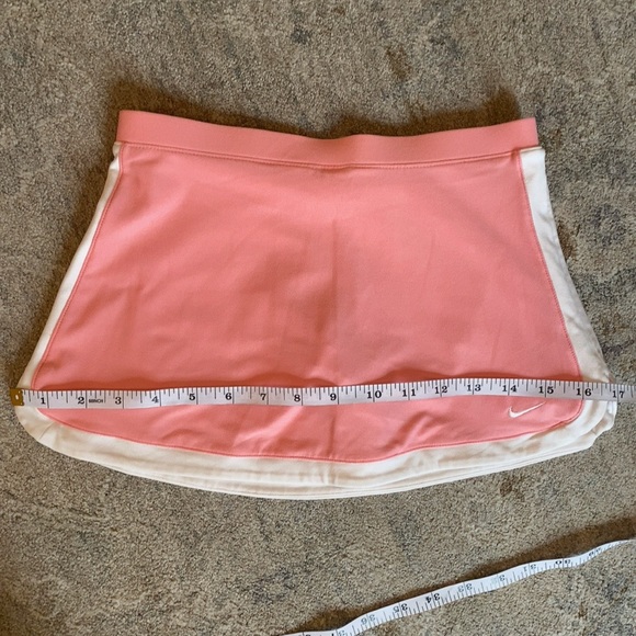 SOLD — NIKE Skort size XS - Picture 7 of 8